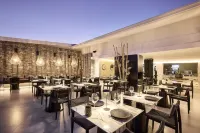 Artemis Seaside Resort - breakfast