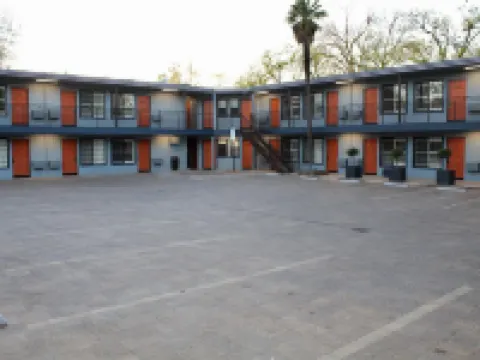 The Vine Inn Davis Hotels in Davis