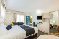 Comfort Inn All Seasons Hotels near Ballina Byron Gateway Airport