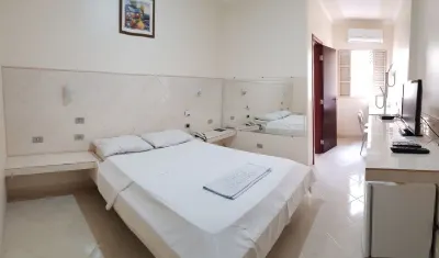Hotel Premier Hotels near SHOULDER - Campo Grande Shopping