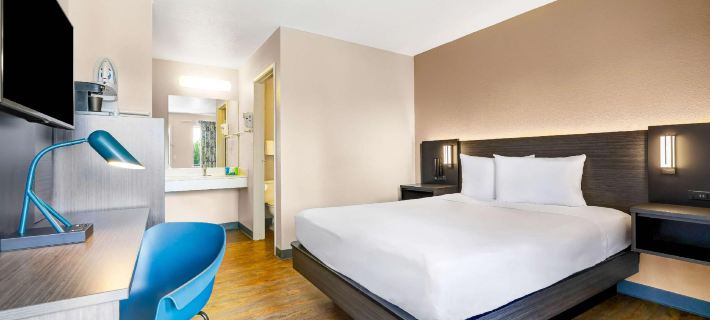 Motel 6 Kirkland, WA - North Kirkland Hotels in Kirkland