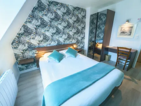 Hôtel le Goëlo - Port de Paimpol Отели в г. Плуэзек