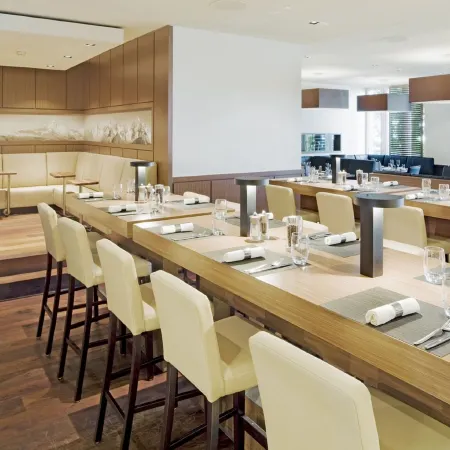 Mövenpick Hotel Zürich Airport