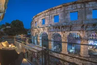 Arena & Seaview Luxurious Residence - View biển