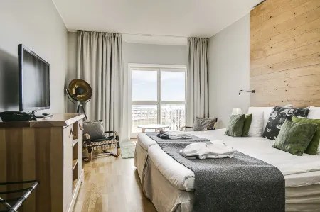 Selma Spa Отели в г. Сунне