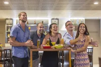 Ramada Resort by Wyndham Port Vila - bar