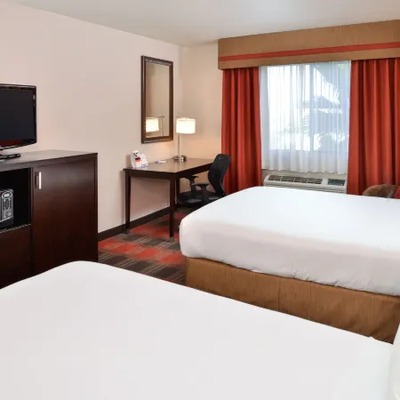 Holiday Inn Express & Suites KINGMAN by IHG Hotels in Kingman