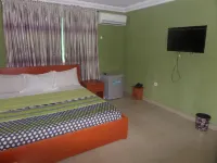 Terris Hotel and Suites Các khách sạn ở Ojodu