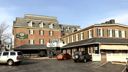 Waynebrook Inn Hotels in Coatesville
