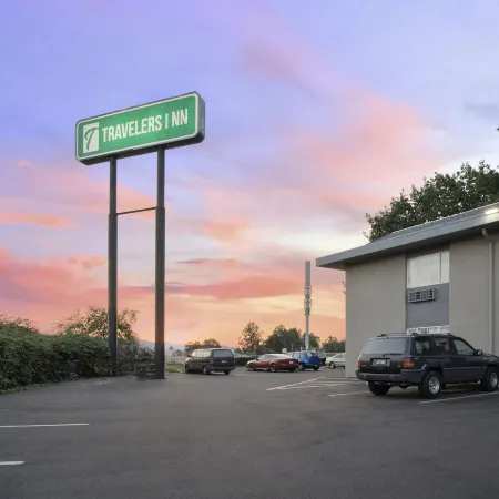 Travelers Inn Medford