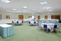 Ramada by Wyndham Kent Seattle Area Hotels in Kent