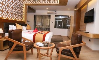 Retro Hotel and Spa