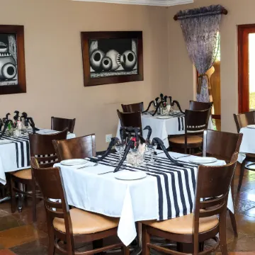 Thaba Legae Guest Lodge