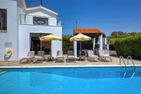Platzia Beach Villas