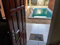 Max Garden and Pool - Kolam Renang