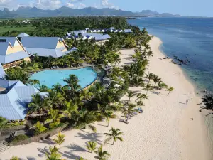 Victoria Beachcomber Resort & Spa