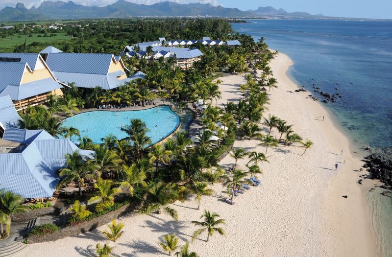 Victoria Beachcomber Resort & Spa