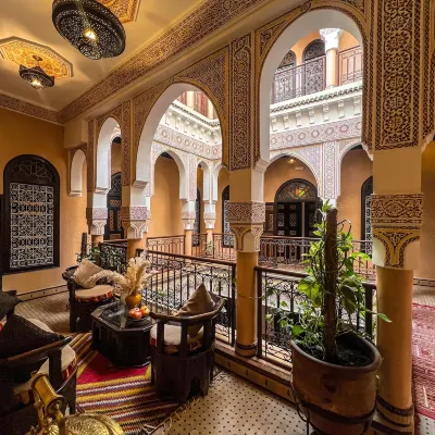 Riad Hôtel Marraplace Отели рядом с достопримечательностью «Мечеть Аль-Кутубия»