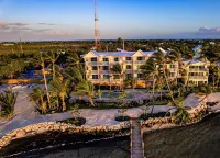 Grassy Flats Resort & Beach Club Hotels in der Nähe von Dolphin Connection