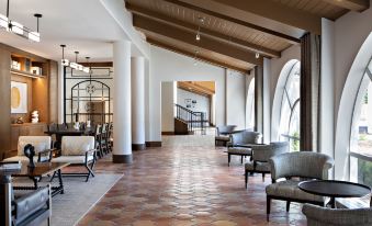 Chaminade Resort & Spa