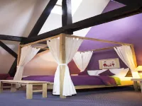 Malteser Komturei Hotel / Restaurant Hotels in Bergisch Gladbach