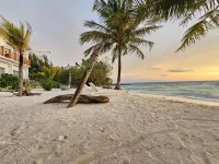 The Sunset Villa Hotels in Dhiffushi