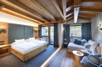 Das Alois 4 Sterne Superior Hotel di Vorderlanersbach