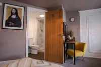 The Wheatsheaf Pub, Kitchen & Rooms Hotels in Bingham