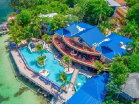 Caribe Tesoro Hotels in West Bay