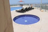 City Seasons Hotel & Suites Muscat - Hot Tub