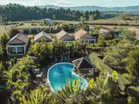Mahafaly Hotel & Resort Hotels in Antsirabe