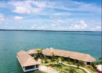 둘로스 포스 더 십 호텔