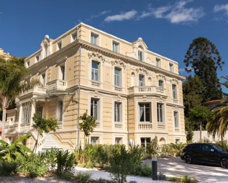 Villa Genesis Hotels in Menton