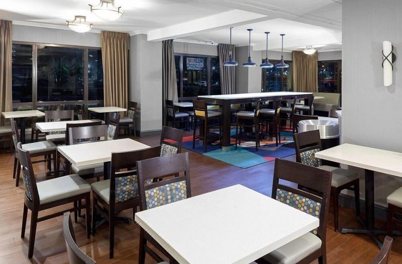 Holiday Inn Express Newark Airport – Elizabeth by IHG photo 4