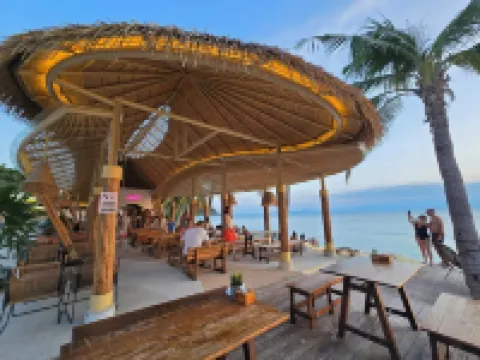 Cocohut Beach Resort Hotels in Ko Pha-ngan District