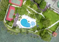 Inya Lake Hotel - piscina