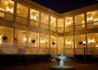 Lookaway Inn