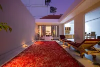 The Awandari Villas Seminyak - 5-Star