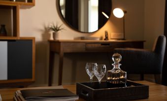 Founders Lodge by Mantis