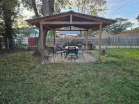 Charming family retreat Hotels in Leflore County