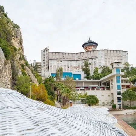 Ladonia Hotels Adakule