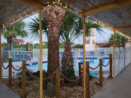 Kon Tiki Inn Отели в г. Венис