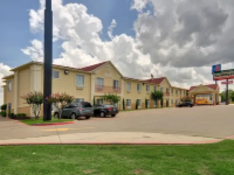Quality Inn and Suites Terrell Hoteles en Terrell