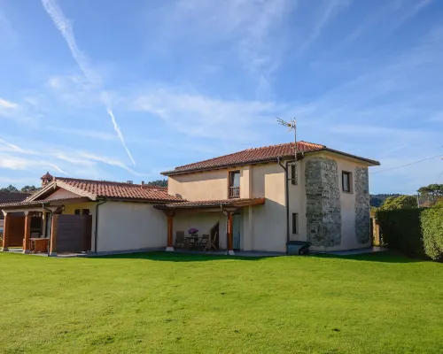 Casona de Llanorrozo Apartamentos Rurales Hotels in Comarca Vaqueira