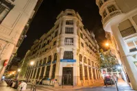 Room00 Gran Vía Hostel