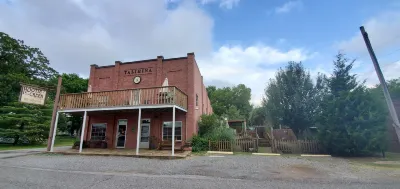 บ้านพักฮูทีครีก โรงแรมใน