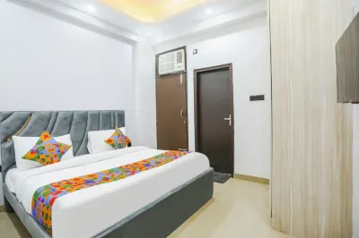 Hotel the Rasa Kanti Nagar Alishan Thread Store 주변 호텔