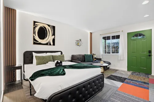 Beachy 1BR Escape with Sofa Bed - Golf & Beach Nearby - Apartments