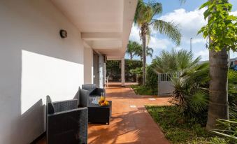 Two Steps From the Beach Villa