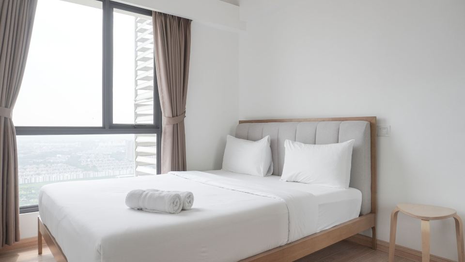 Homey and High Floor 2Br at Sky House BSD Apartment